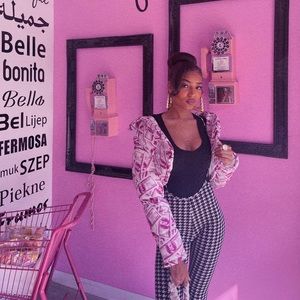 Meet your Posher, Violet